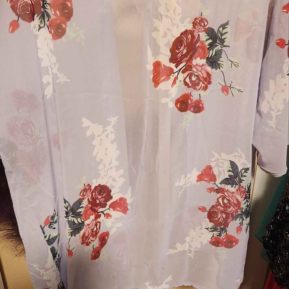 💘💗Woman Shear Kimono Lavender Sizes Dress up or down or bathing suit coverup❣️ - Picture 2 of 3